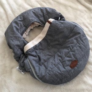 JJ Cole • Car seat cover